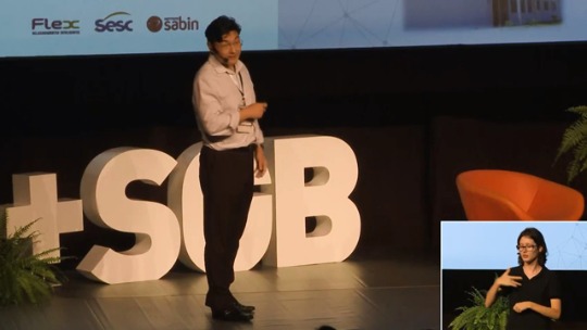 Edgard Morya durante palestra no Festival SGB 2017 